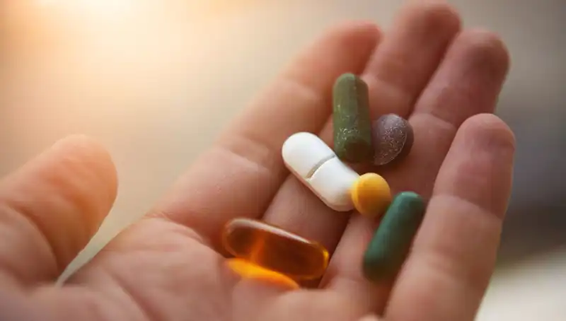 ABD'li Doktorun Uyardığı: Asla Almamanız Gereken 3 Vitamin Takviyesi