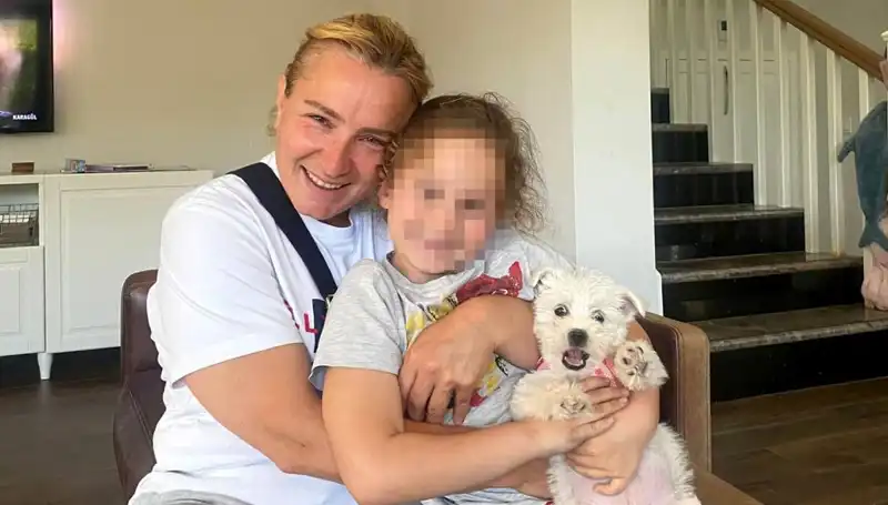 Kızını Baba Görüşüne Zamanında Götürmeyen Anne Cezaya Çarptırıldı