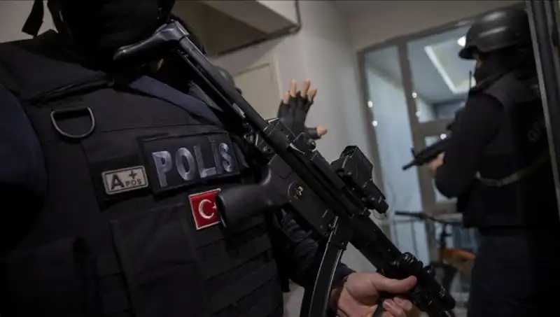 17 İlde DAEŞ Operasyonu: Güvenlik Güçleri 89 Şüpheliyi Yakaladı