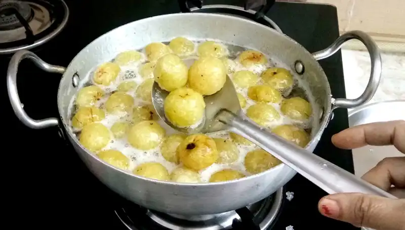 C Vitamini Sentezini Artırmanın Yolu: Aç Karnına İçtiğiniz Bir Bardak!
