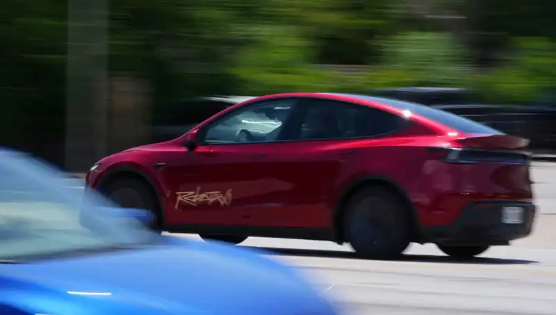 Tesla'nın Robotaxi Projesi İflas Etti: Musk Yeniden Hüsrana Uğradı