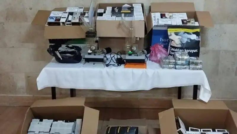 Binlerce Makaron Operasyonda Ele Geçirildi: Yasa Dışı Satışa Büyük Darbe