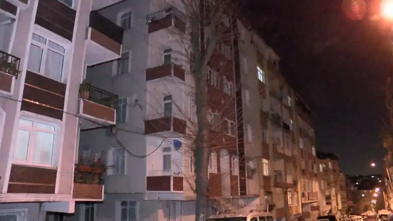 Altı Katlı Apartmanda Panik: Ses Gelen Kolonlar Tahliyeye Neden Oldu