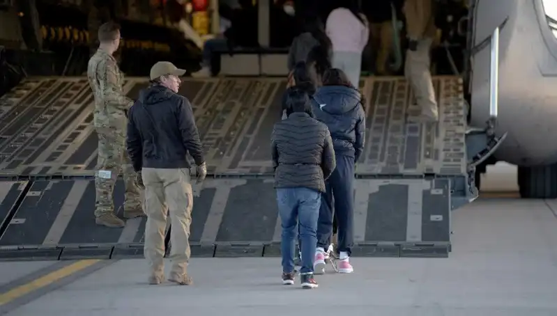 Kosova, ABD'nin Sınır Dışı Ettiği Göçmenler İçin Yeni Bir Fırsat Sunuyor
