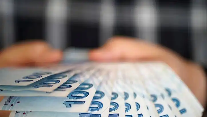 2025’te Emeklilere Özel Promosyon Fırsatları: Hangi Bankalar Ne Sunuyor?