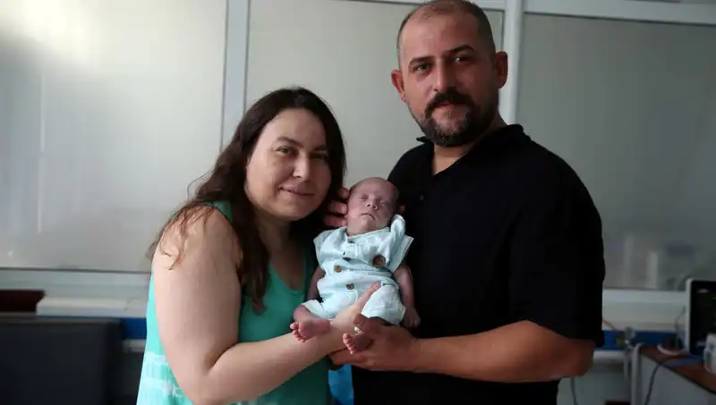 800 Gram Doğdu, 4 Ay Süren Yoğun Bakım Sürecinin Ardından Hayata Tutunan Bebek