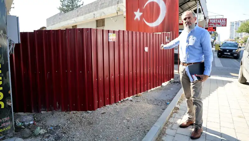 Tapulu Arazim! Yerel Halk Sokak Girişini Kapatınca Olay Büyüdü