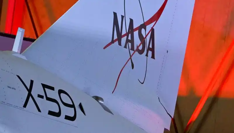 NASA'nın Sessiz Süpersonik Uçağı: Ses Hızını Aşarak Gökyüzünde Devrim Yaratıyor