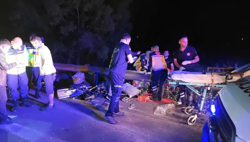 Minibüs Kazasında Şaşırtan Detaylar: Savrulan Yolcuların Başına Gelenler