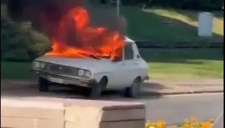 Meclis Önünde Beyaz Toros Yangını: ÖTV İndirimi İçin İsyan Neden Oldu