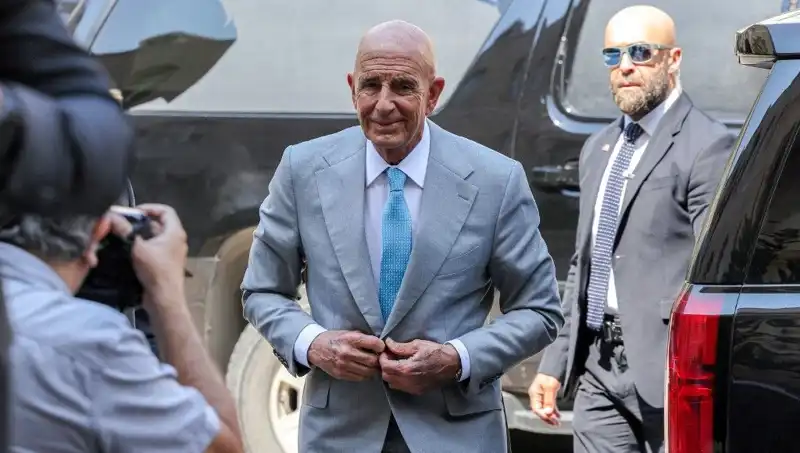 ABD Elçisi Barrack'tan Suriye'de Sükunet ve Barış Çağrısı: Yeni Bir Dönem Mi Başlıyor?