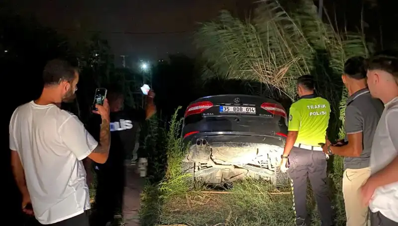 Dur İhtarına Uymayıp Kaçan Sürücü Dere Yatağına Düştü