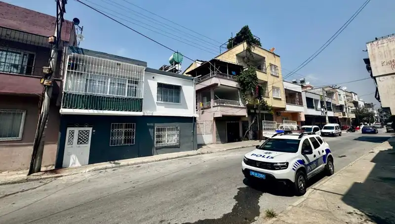 Şok Edici Olay: Anne Kızın Cansız Bedeni Bulundu, Silah Sesleri Olayı Aydınlattı!