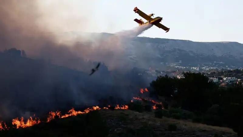 Sakız Adası'nda Günlerdir Sürdürülen Orman Yangını Kontrol Altına Alındı!