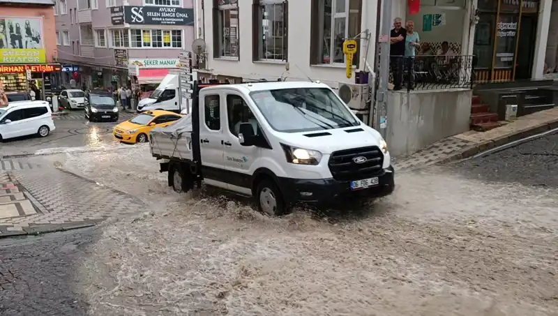 Aniden Yağmurla Gelen Felaket: Su Baskınları Şehirleri Vurdu!