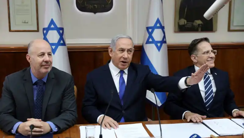 İran'ın Balistik Füze Stoku Tel Aviv'i Alarm Durumuna Geçirdi