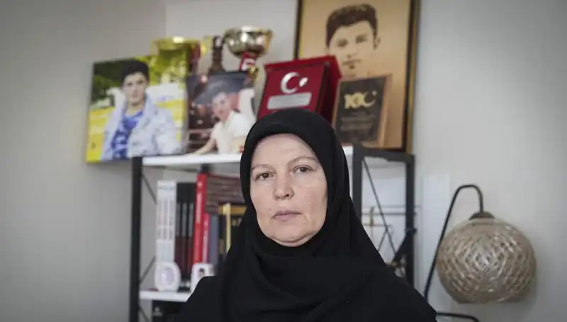 15 Temmuz’un Unutulmaz Şehidi: 16 Yaşındaki Mahir Ayabak ve Annesinin Bitmeyen Acısı