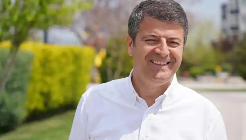 Abdurrahman Tutdere Kimdir? Adıyaman Belediye Başkanı’nın Siyasi Yolculuğu