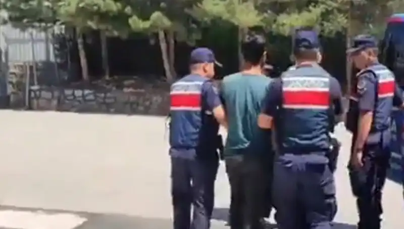 14 İl'de Tek Seferde DAEŞ Operasyonu: 26 Kişi Gözaltında