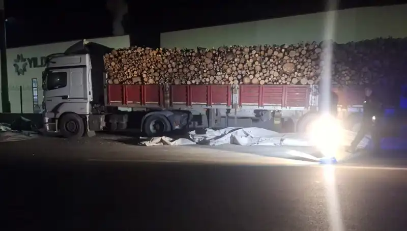 TIR Sürücüsüne Otomobil Çarpmasının Şok Edici Detayları Ortaya Çıktı