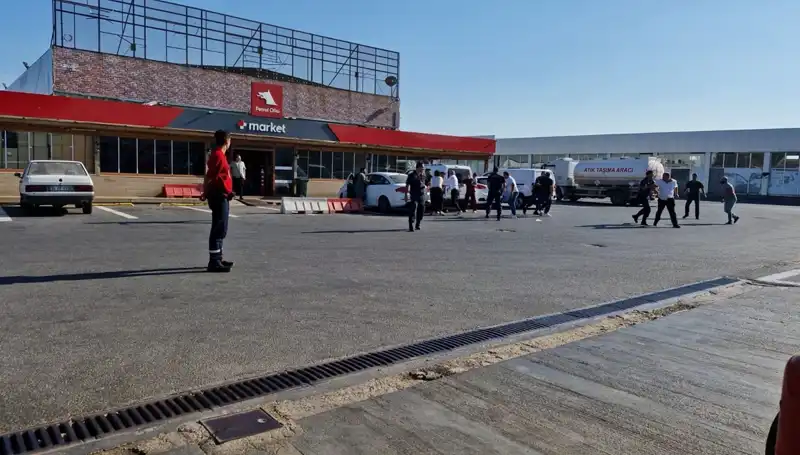 İki Aile Arasında Patlayan Omuz Atma Kavgası Akaryakıt İstasyonuna Taşındı!