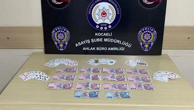 Kocaeli'de Kumar Operasyonu: Kahvehanelerde Baskın ve Gözaltılar