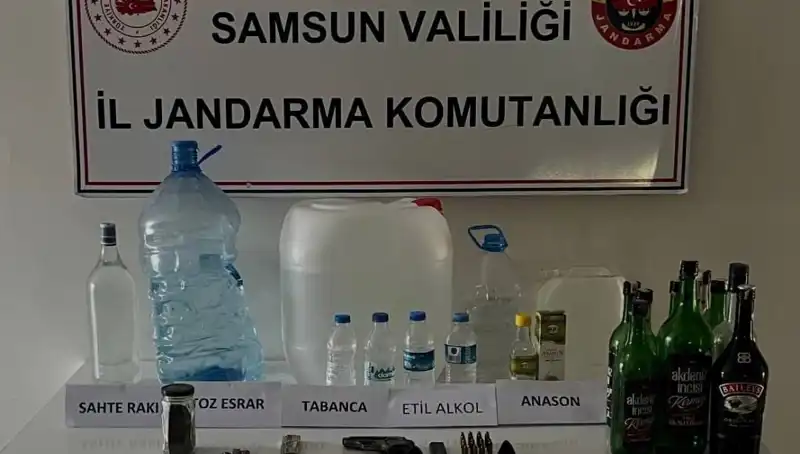 Samsun'da Eşsiz Bir Sahte İçki Operasyonu: Litrelerce İçki Ele Geçirildi